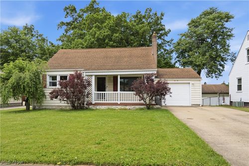 910 S Hazelwood Avenue, Youngstown, OH, 44509 | Card Image