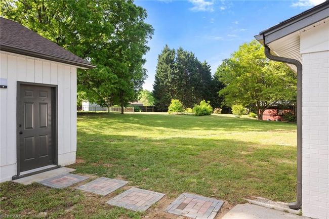 306 Lakeshore Dr, House other with 3 bedrooms, 2 bathrooms and null parking in Thomasville NC | Image 33