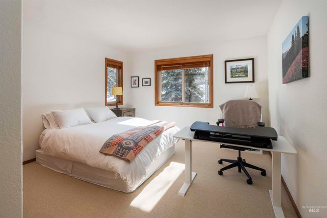 732 Morning Star Rd, Townhouse with 3 bedrooms, 4 bathrooms and 2 parking in Sun Valley ID | Image 18