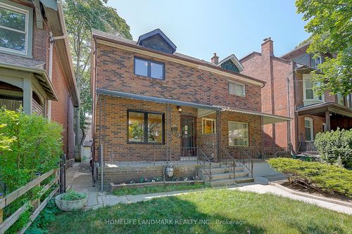 596 Palmerston Ave, Toronto, ON, M6G2P9 | Card Image