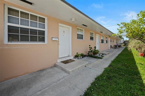 235 E 9th St, Hialeah, FL, 33010-4298 | Card Image