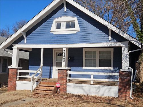 2120 E 68th Ter, Kansas City, MO, 64132-2926 | Card Image