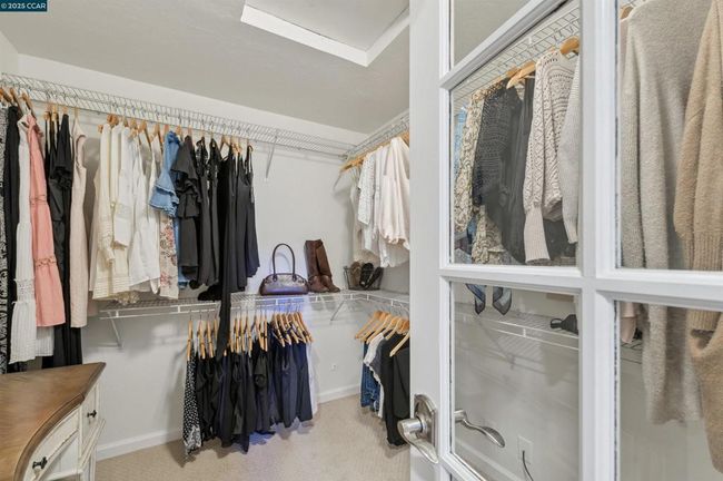 Primary Closet | Image 23