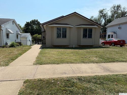 1628 Spruce St, Quincy, IL, 62301-2061 | Card Image
