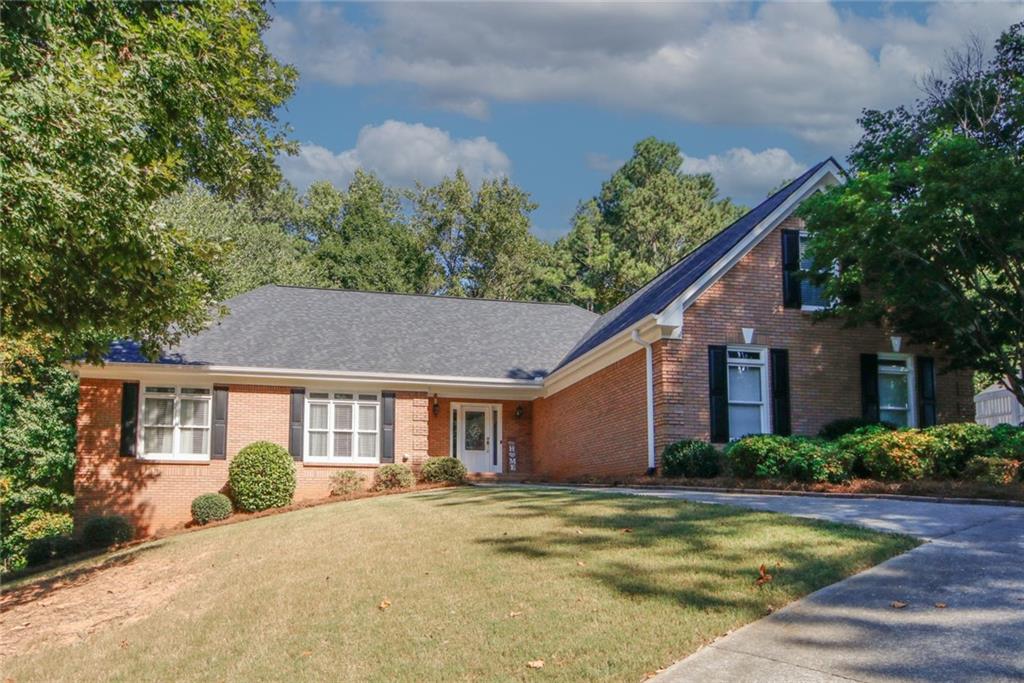 Ivy Ridge Dr, Loganville, GA 30052