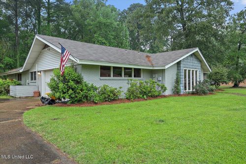 79 Terrapin Dr, Brandon, MS, 39042-2513 | Card Image