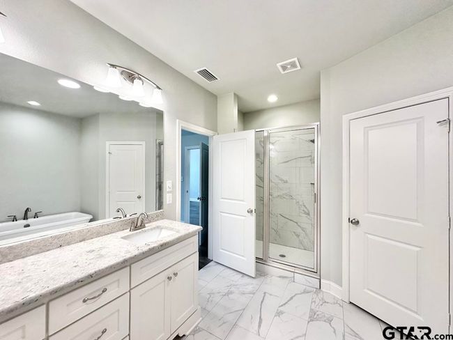 11924 Gillian Ct, House other with 3 bedrooms, 2 bathrooms and null parking in Tyler TX | Image 30