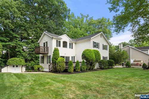 304 Concord St, Cresskill, NJ, 07626-1318 | Card Image