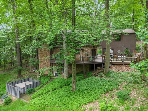 150 Buckwheat Dr, Gibsonia, PA, 15044-8972 | Card Image