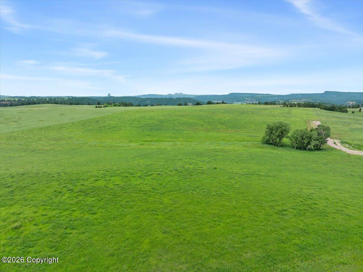 Land in Hulett 4