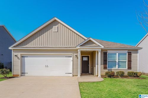 204 Leonards Ct, MONTEVALLO, AL, 35115-1132 | Card Image