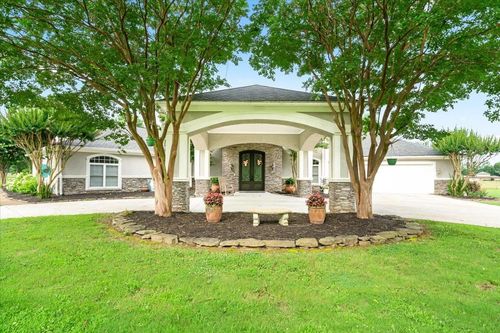 700 Keough Dr, Piperton, TN, 38017-5250 | Card Image