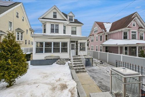 798 N Broadway, Yonkers, NY, 10701-1207 | Card Image