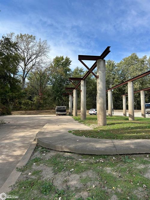 125 Oconnell Beach Rd, Burlington, IA, 52601-9316 | Card Image