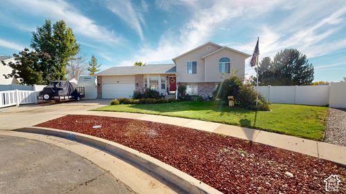 288 E 1375 N, Layton, UT, 84041-2951 | Card Image