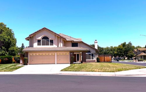 761 Petrig St, Tracy, CA, 95376-9096 | Card Image