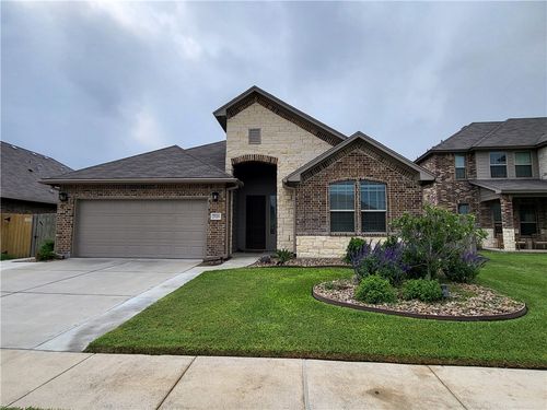 2526 Las Estrellas St, Corpus Christi, TX, 78414-5004 | Card Image