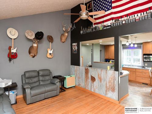 9425 Panama Rd, Holland, NE, 68372-9674 | Card Image