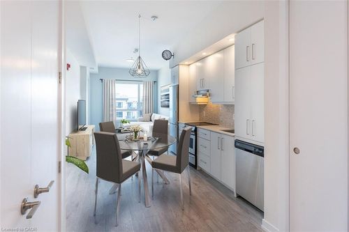 620-40 Esplanade Lane, Grimsby, ON, L3M0G9 | Card Image