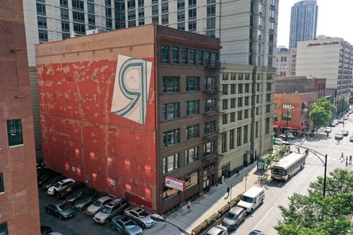 404-11 E Illinois St, Chicago, IL, 60611-3566 | Card Image