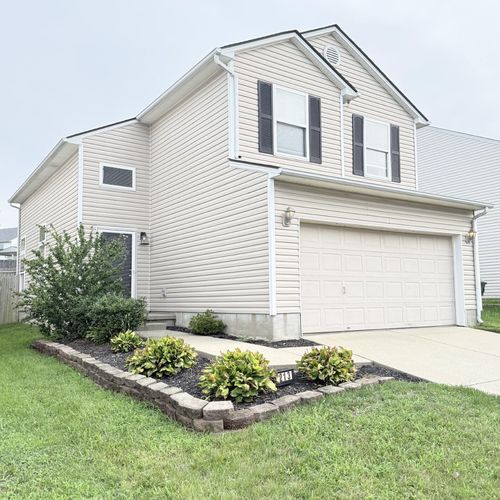213 Stallion Run, Lexington, KY, 40511-8886 | Card Image