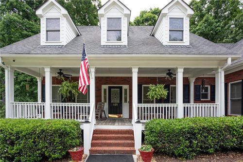 825 Harvest Ln, Monroe, GA, 30655-2077 | Card Image