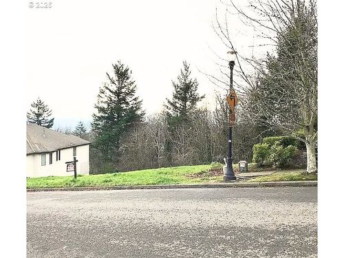 4055 Nw Riggs Dr, Portland, OR, 97229-8093 | Card Image