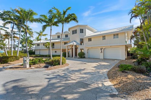 44 W Plaza Del Lago, Islamorada, FL, 33036-4118 | Card Image