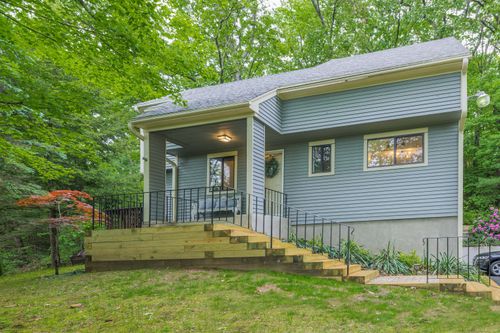 11-11 Wood Duck Ln, Tariffville, CT, 06081-9667 | Card Image