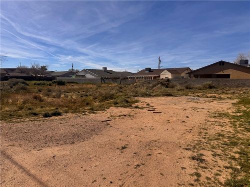 2425 Ashfork Ave, Kingman, AZ, 86401-4813 | Card Image