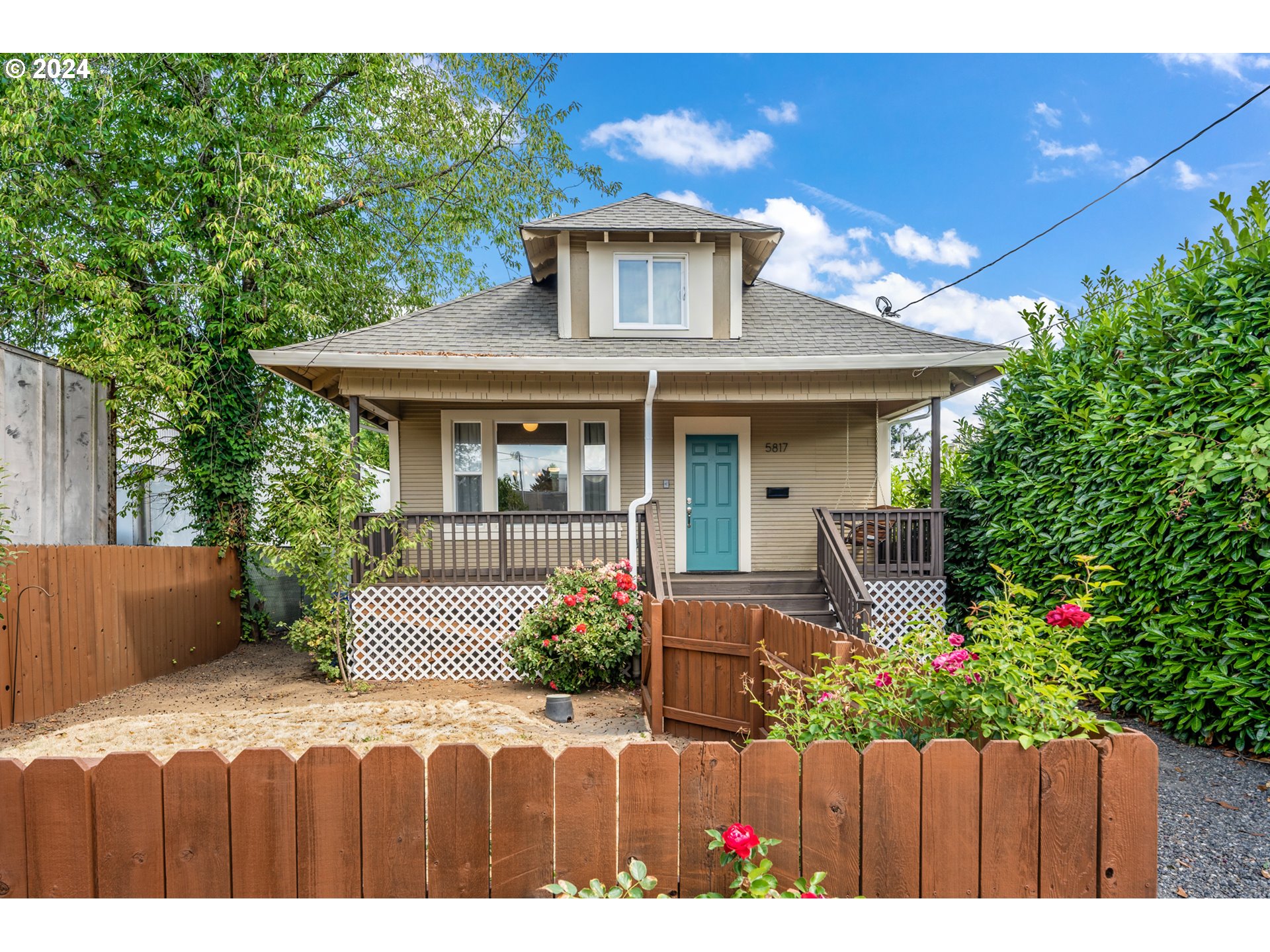Gladstone St, Portland, OR 97206