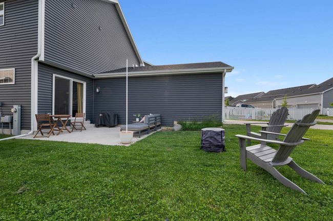 1213 Twisted Branch Way, House other with 3 bedrooms, 3 bathrooms and null parking in Sun Prairie WI | Image 5