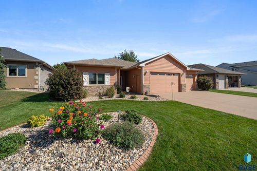 6308 S El Dorado Ave, Sioux Falls, SD, 57108-8440 | Card Image