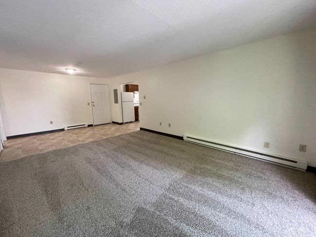 APT-34 - 11 Railroad Ave, Condo with 2 bedrooms, 1 bathrooms and null parking in Derry NH | Image 18