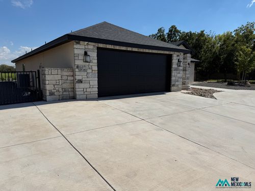 2301 N Washington Ave, Roswell, NM, 88201-3386 | Card Image