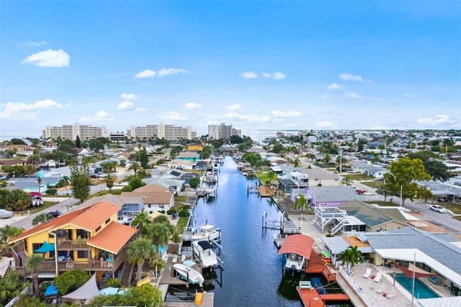 SIDE VIEW & CANAL | Image 77