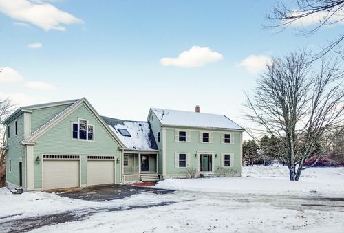 487 Gray Road, North Yarmouth, ME, 04097 | Card Image