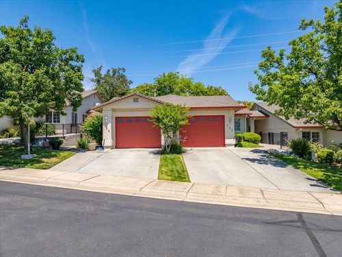 726732 Stonebriar Trl, Redding, CA, 96003-2840 | Card Image