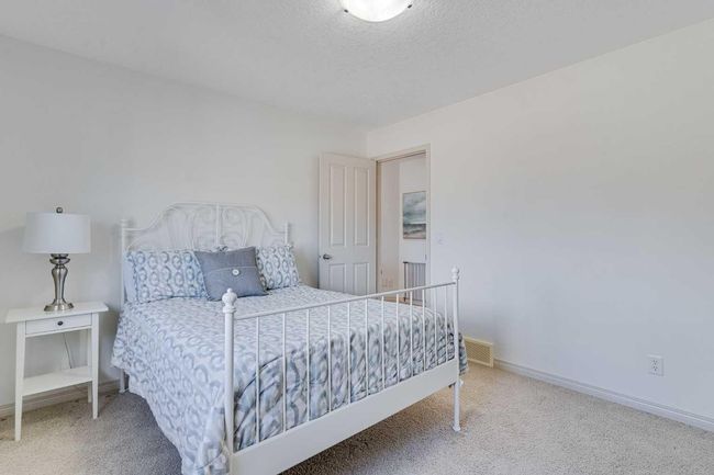 686 Chaparral Dr Se, House other with 5 bedrooms, 4 bathrooms and 4 parking in Calgary AB | Image 26
