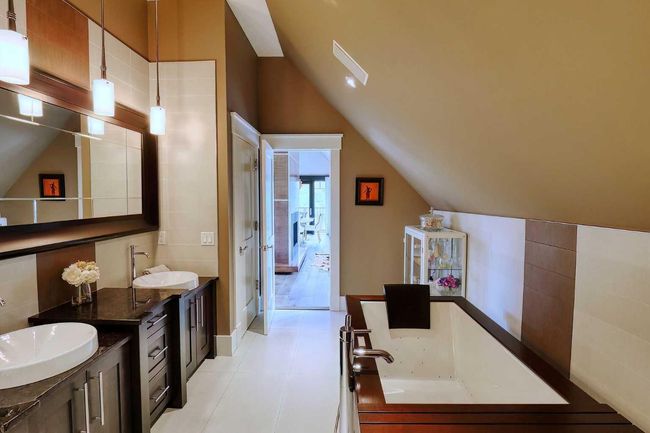 92 Hawk's Landing Dr, House other with 4 bedrooms, 4 bathrooms and null parking in Priddis AB | Image 40