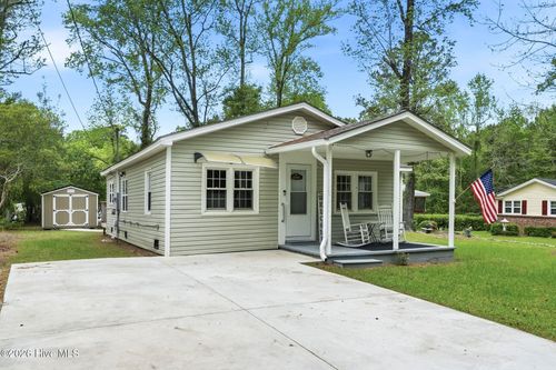 1515 Little St, Whiteville, NC, 28472-2316 | Card Image