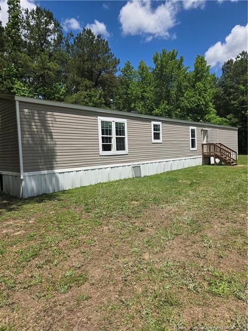 7647 Dunn Rd, Godwin, NC, 28344-9088 | Card Image