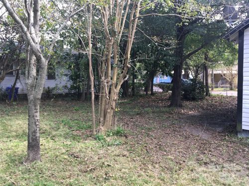 2020 Hackemann Ave, North Charleston, SC, 29405-8324 | Card Image