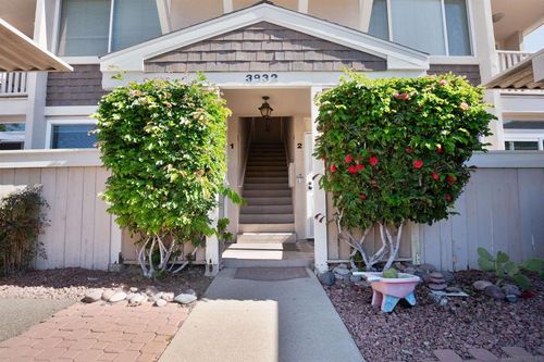 unit-2-3832 Groton St, San Diego, CA, 92110-5625 | Card Image