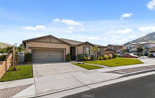 6529 Zion Way, Jurupa Valley, CA, 92509-1926 | Card Image