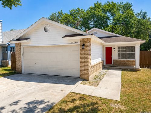 10040 Woodtrail, San Antonio, TX, 78250-3371 | Card Image