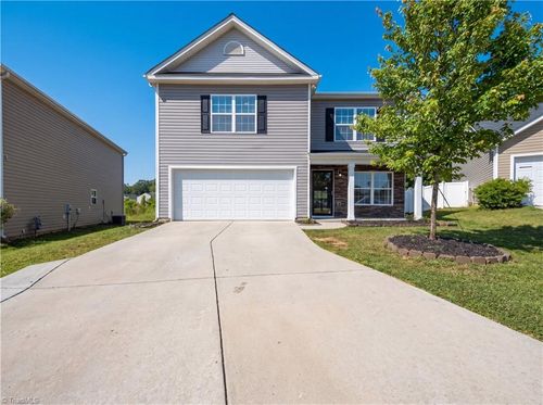 3462 Pridgen Ridge Dr, Winston Salem, NC, 27127-6156 | Card Image