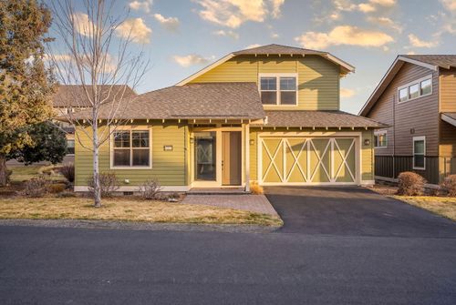 11137 Desert Sky Loop, Redmond, OR, 97756-7035 | Card Image