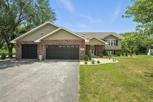22 Summerhill Dr, Dyer, IN, 46311 | Card Image