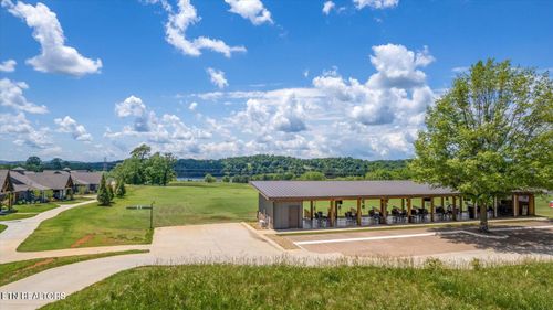 1700 Black Bear Cir, Loudon, TN, 37774-2246 | Card Image